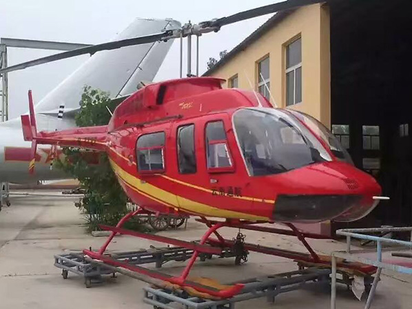 機(jī)窗玻璃，艙蓋